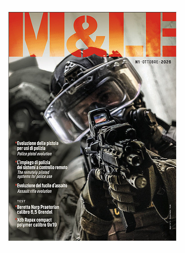 MILITARY & LAW ENFORCEMENT | Abbonamento Carta 2 numeri - ESTERO | MELE_C_ES